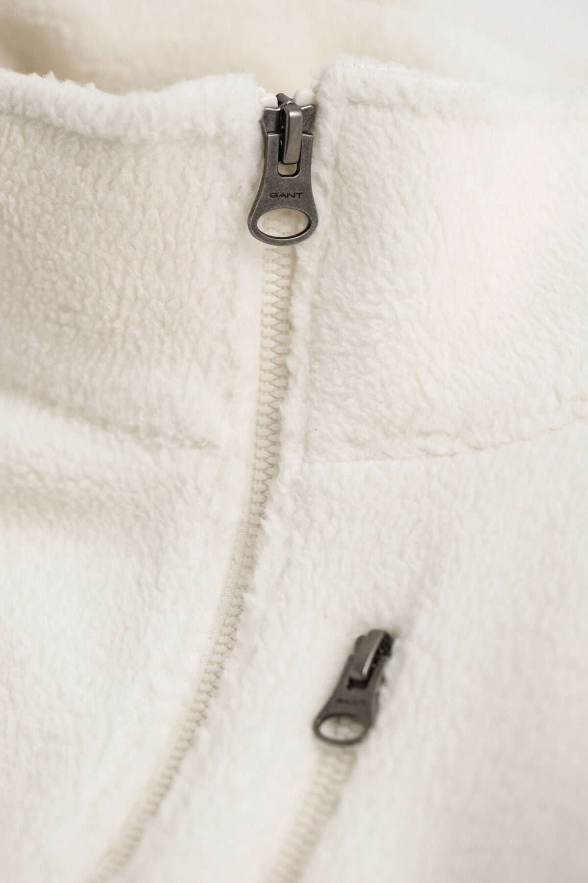 Fleece Vest — CREAM
