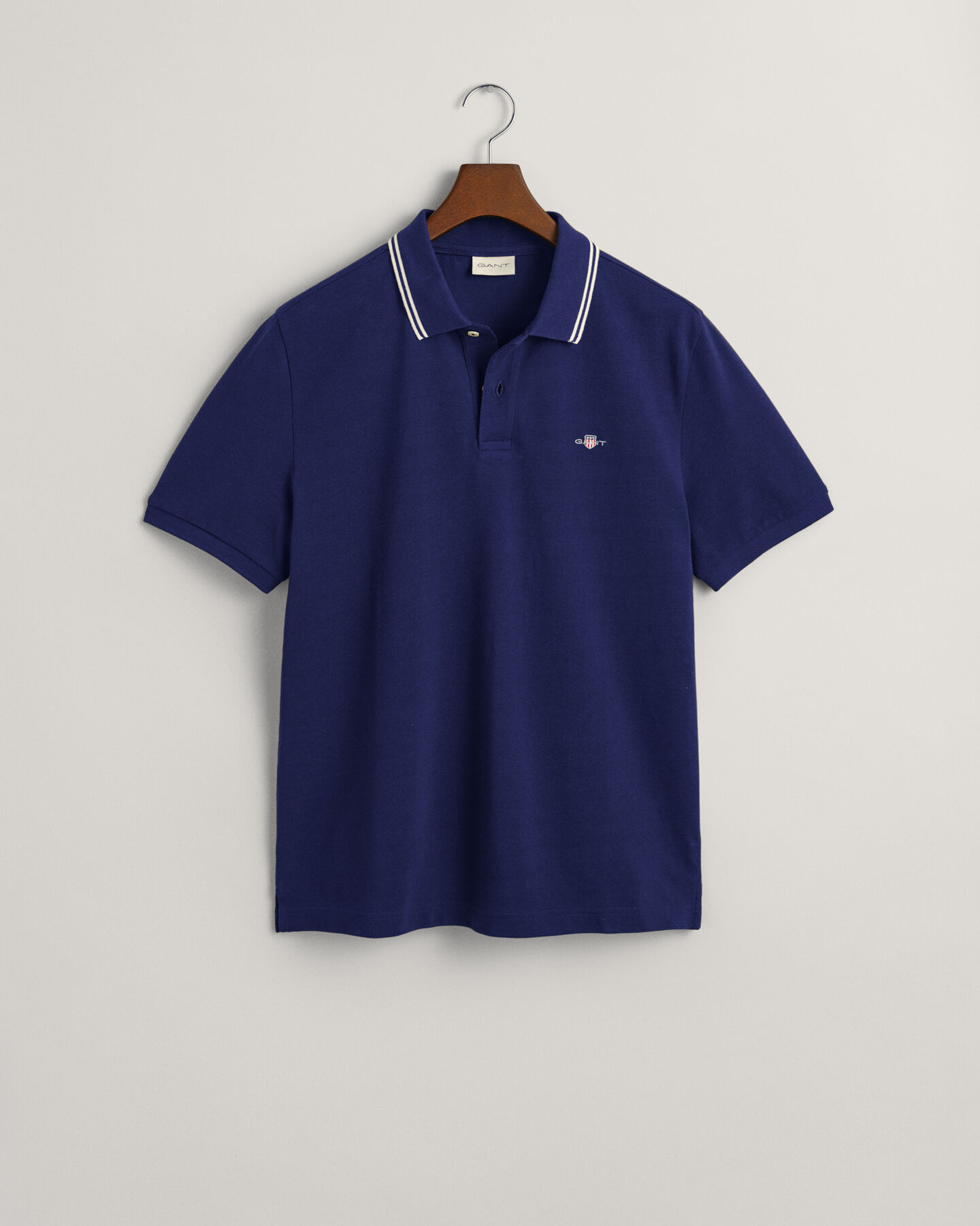 Seasonal Essential Tipped Contrast Piqu&eacute; Polo Shirt