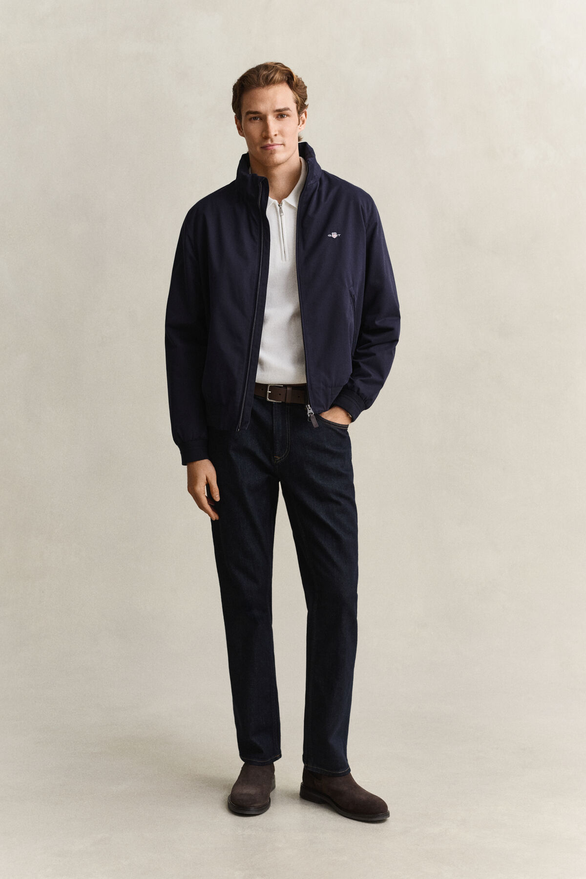 Regular Clean Wash Jeans — DARK BLUE