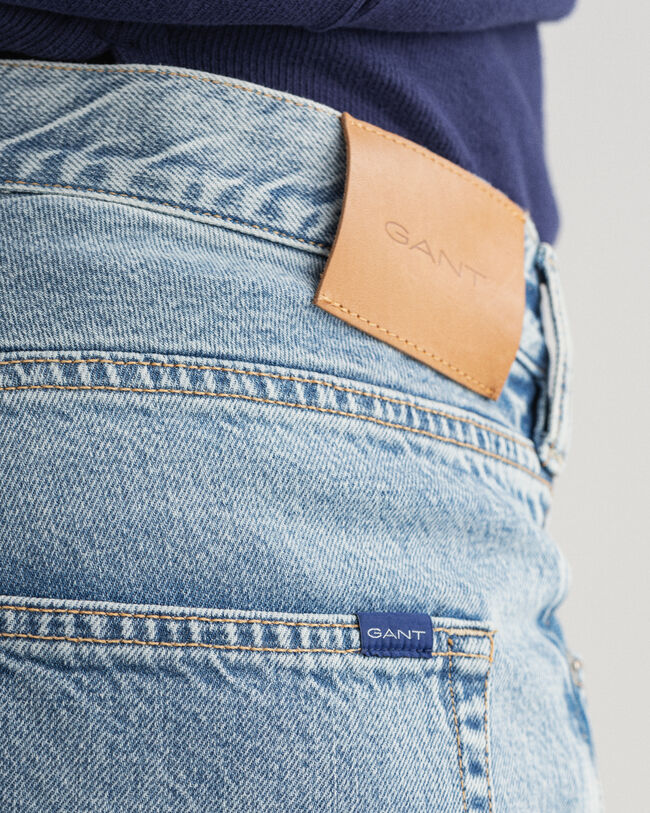 Relaxed Fit Classic Jeans