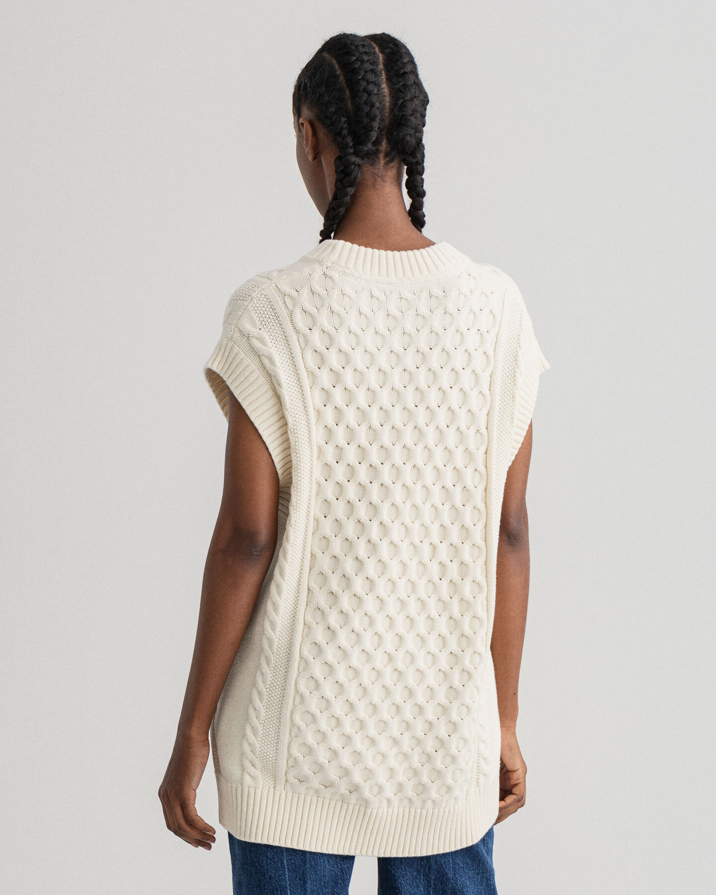 Cable Structure Sweater Vest