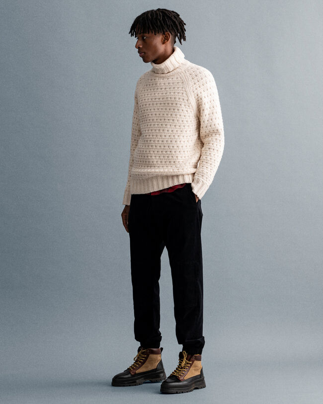 Chunky Texture Turtleneck