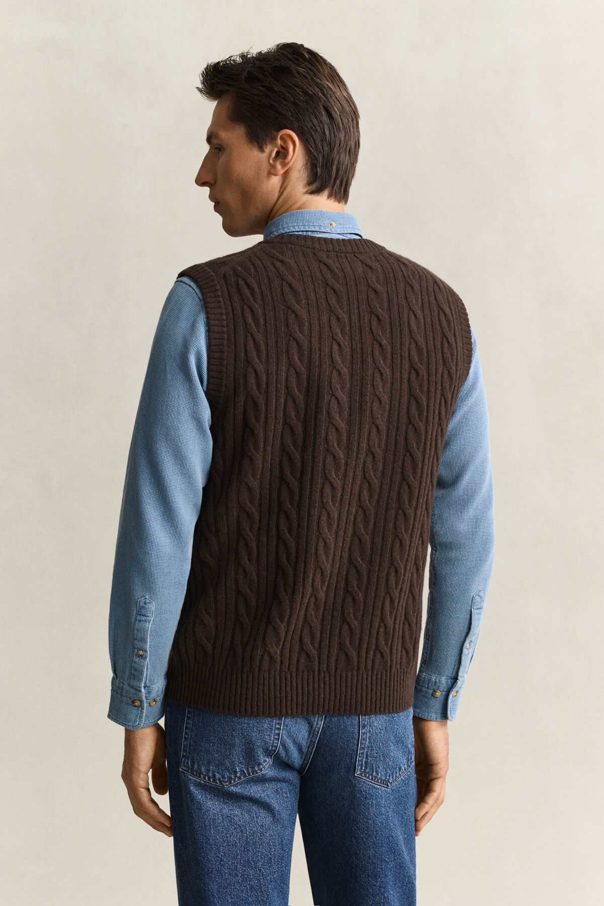 Lambswool Cable Knit Vest — BLACK BROWN