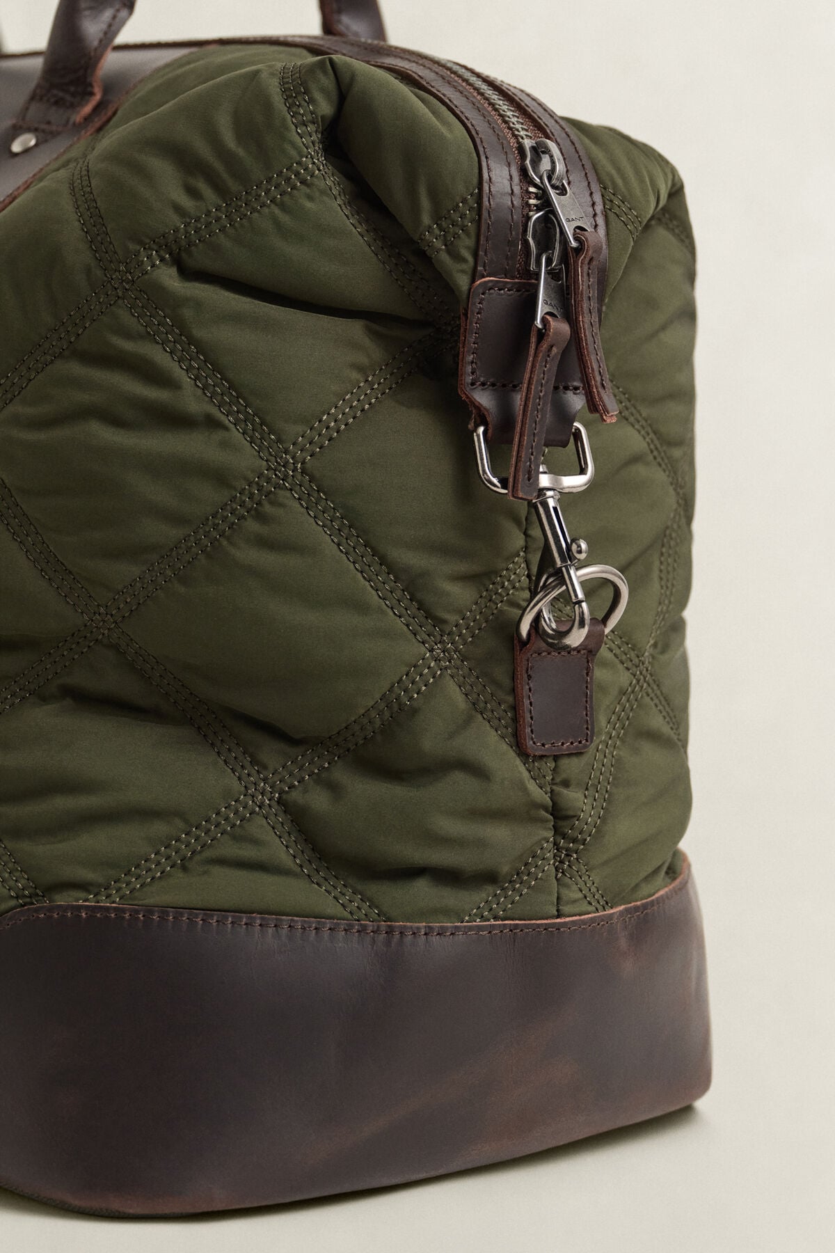 Quilted Duffel Bag — DARK MOSS GREEN