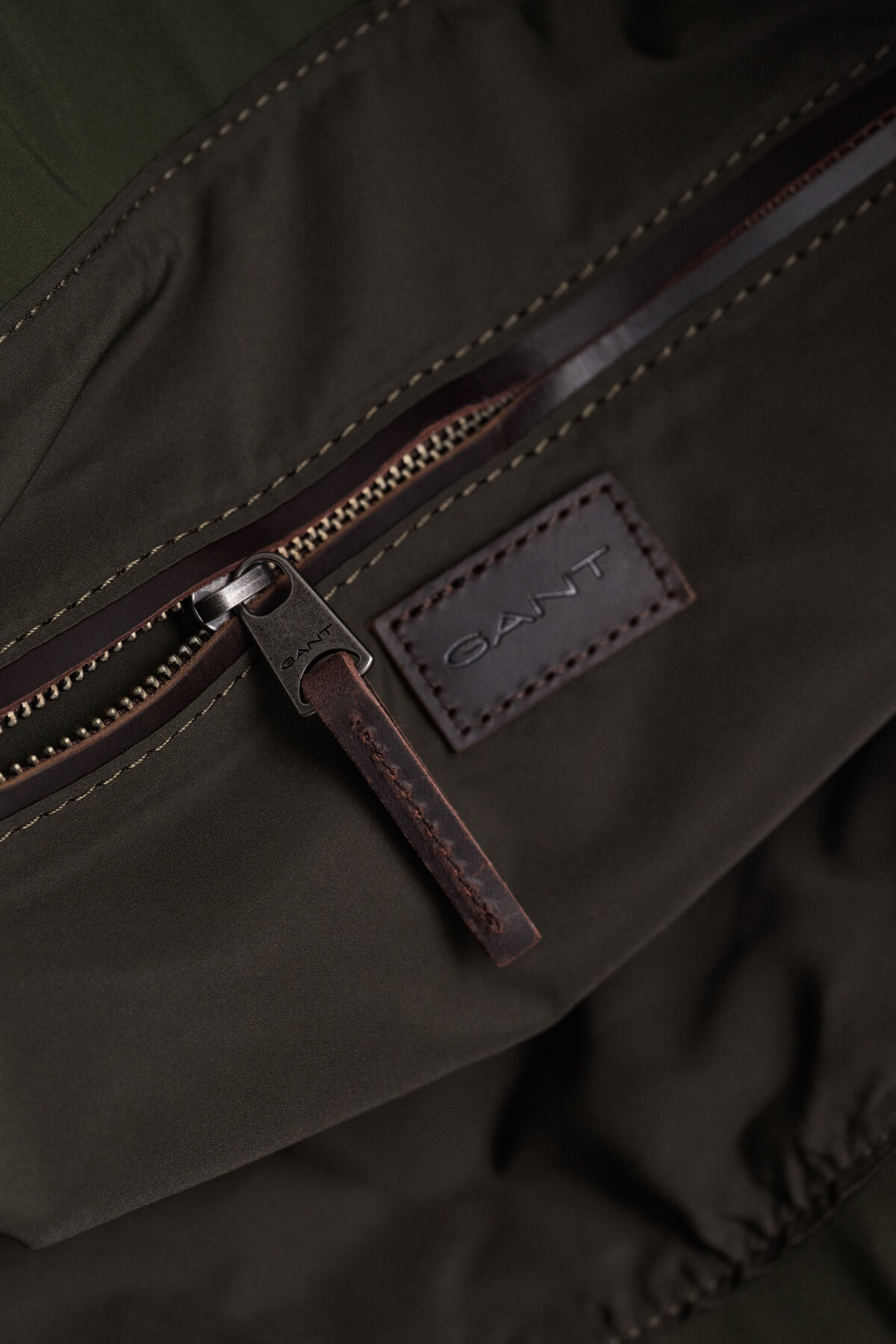 Quilted Tote Bag — DARK MOSS GREEN