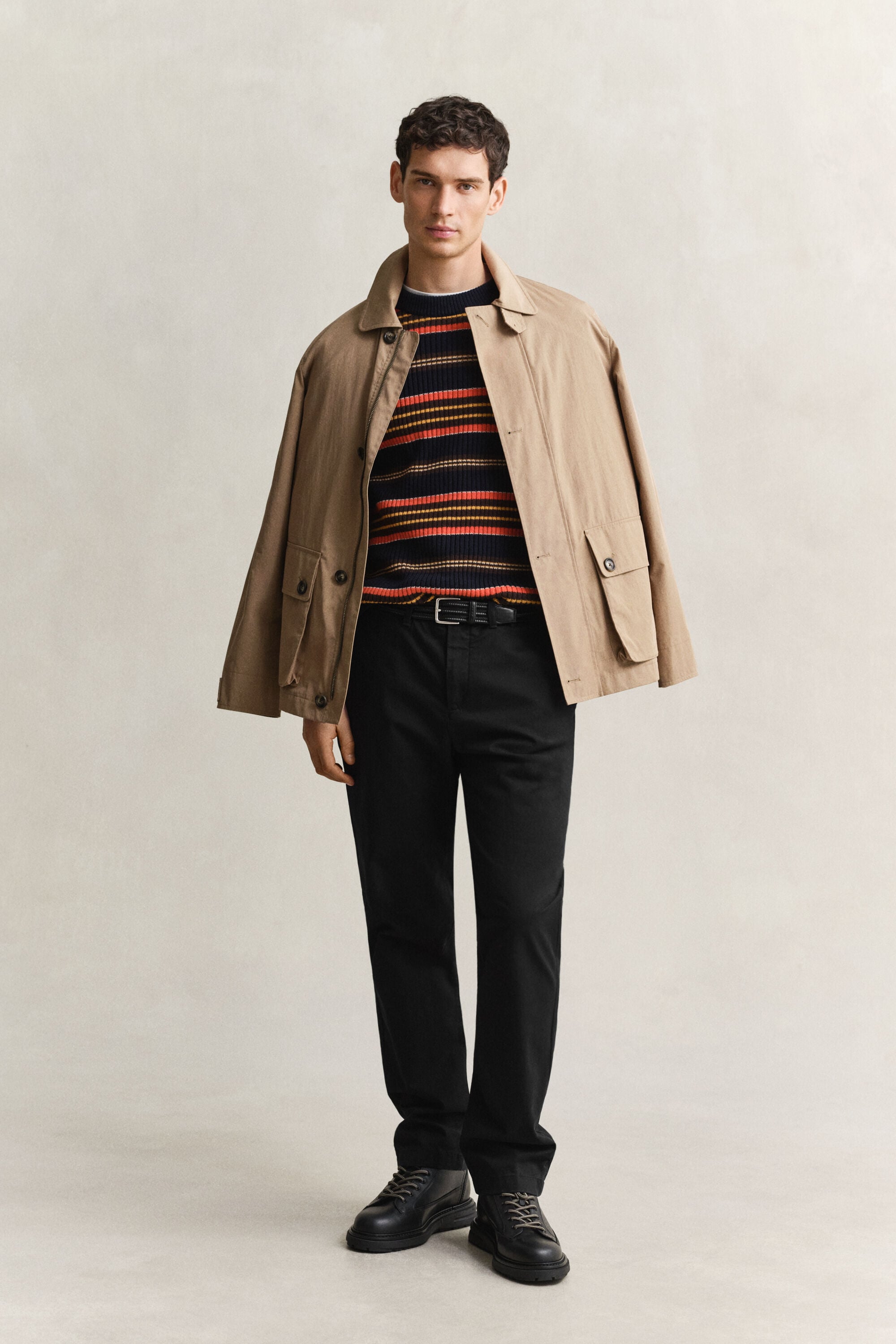 Regular Fit Classic Chinos