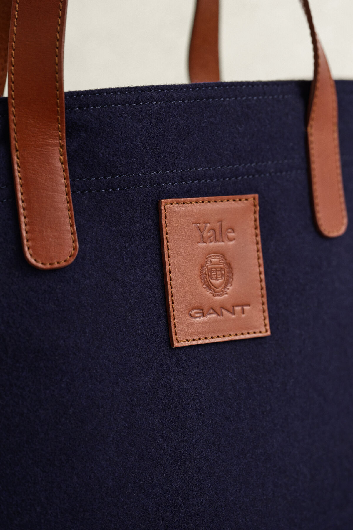 Gant x Yale Melton Tote Bag — MARINE