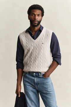 Lambswool Cable Knit Vest — CLAY BEIGE 4