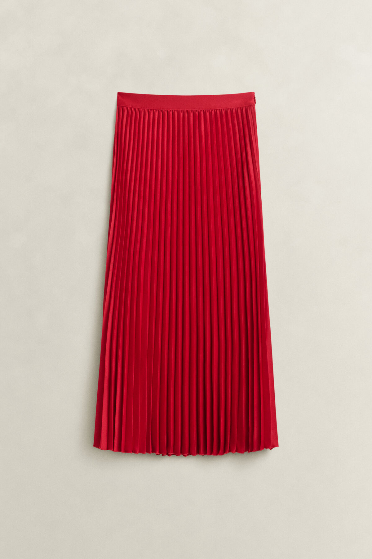 Sateen Pleated Skirt — RUBY RED