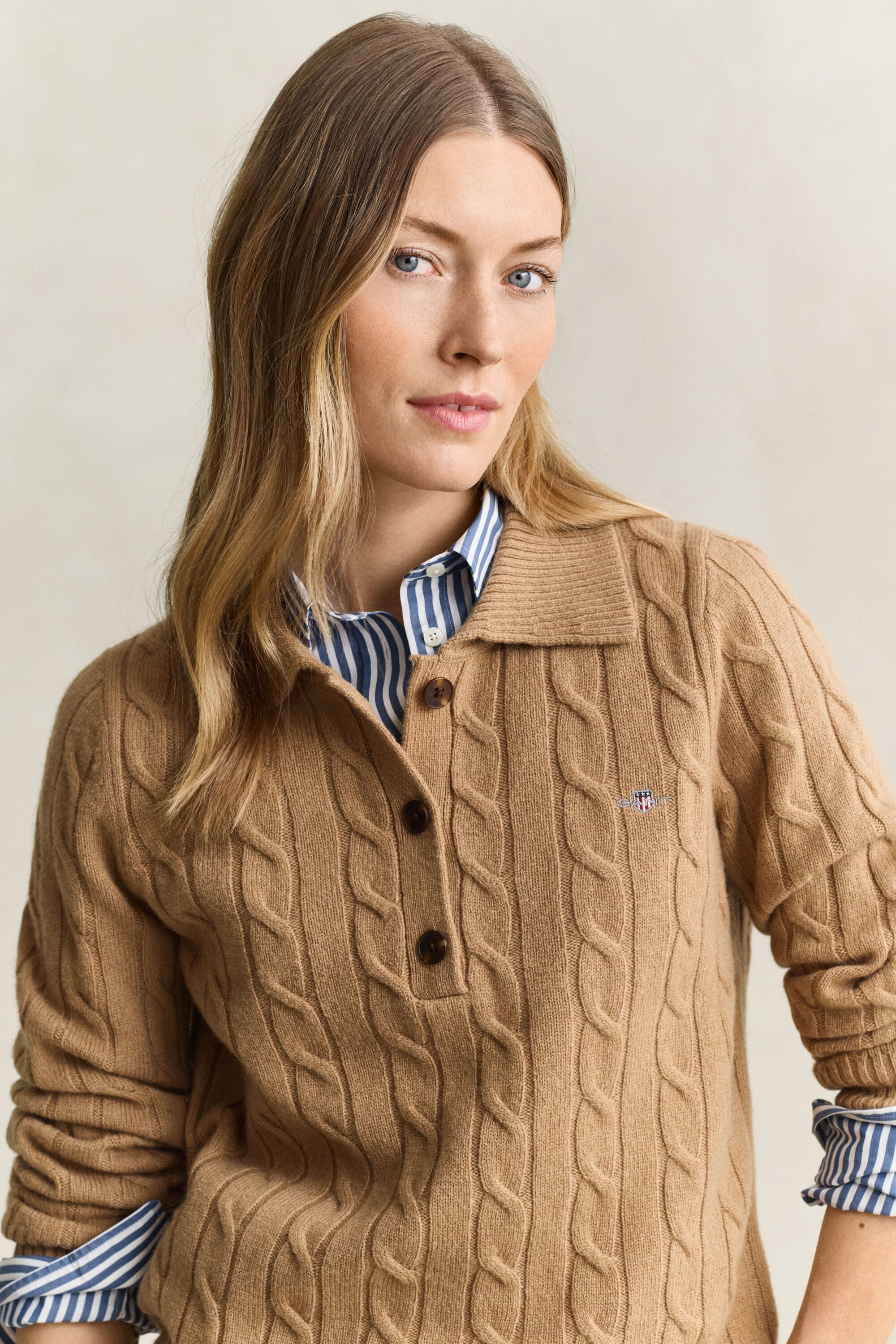 Lambswool Cable Knit Rugger — WARM KHAKI