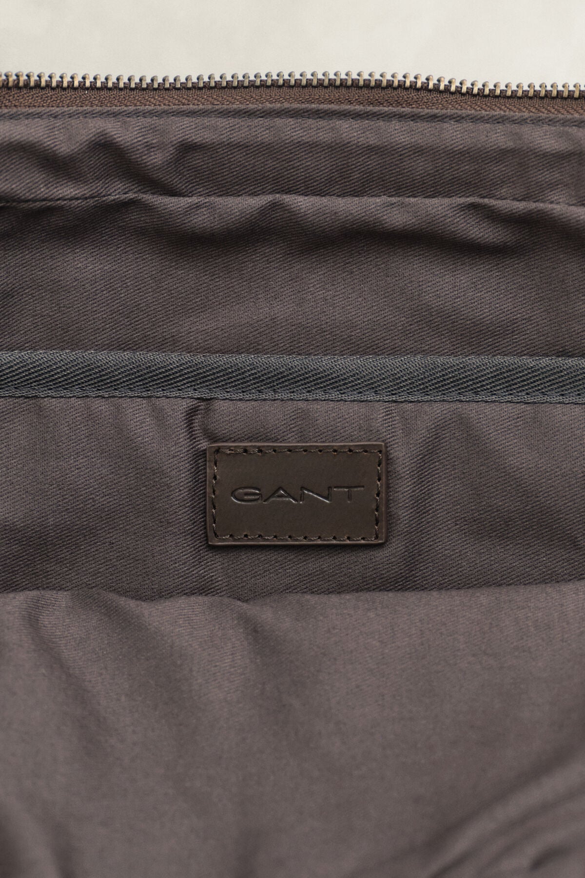 Premium Commuter Bag — FADED TAUPE