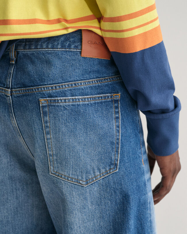 Loose Fit Vintage Wash Jeans