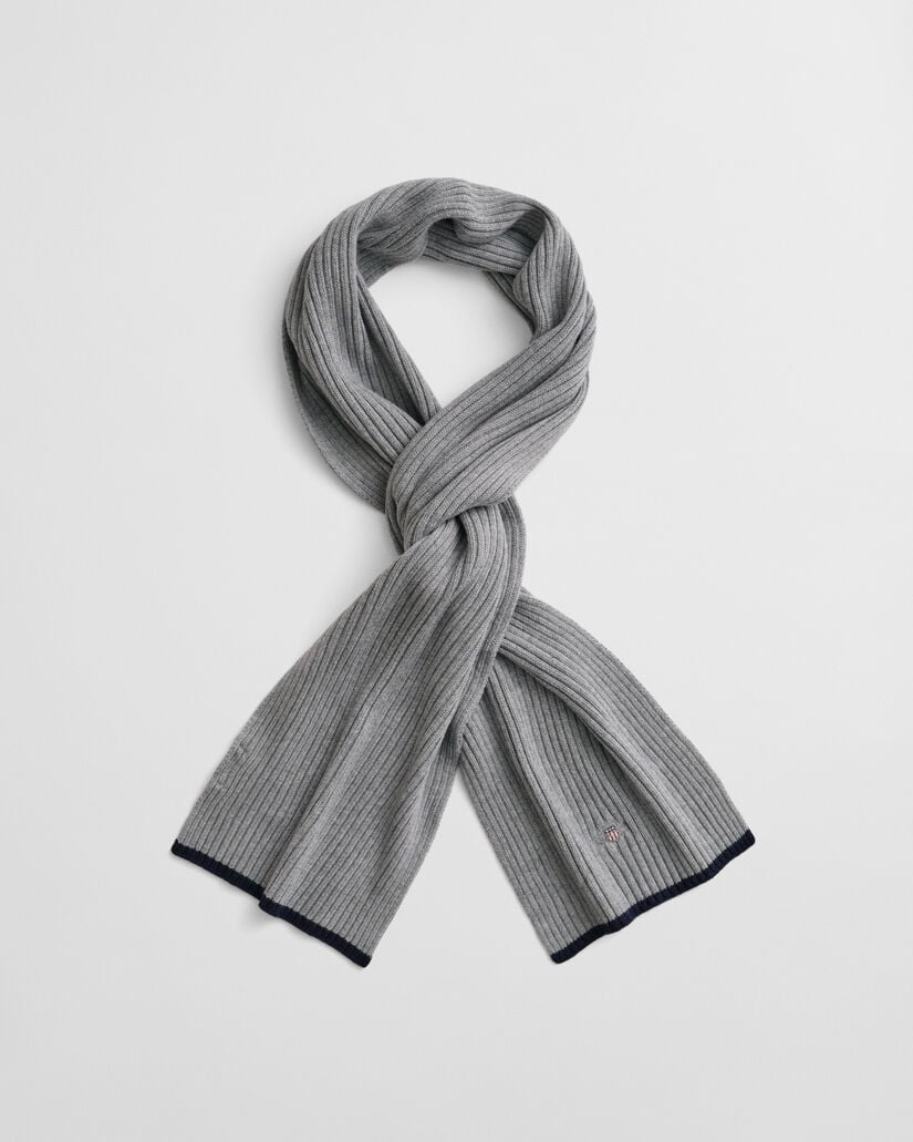 Essential Beanie & Scarf Gift Set