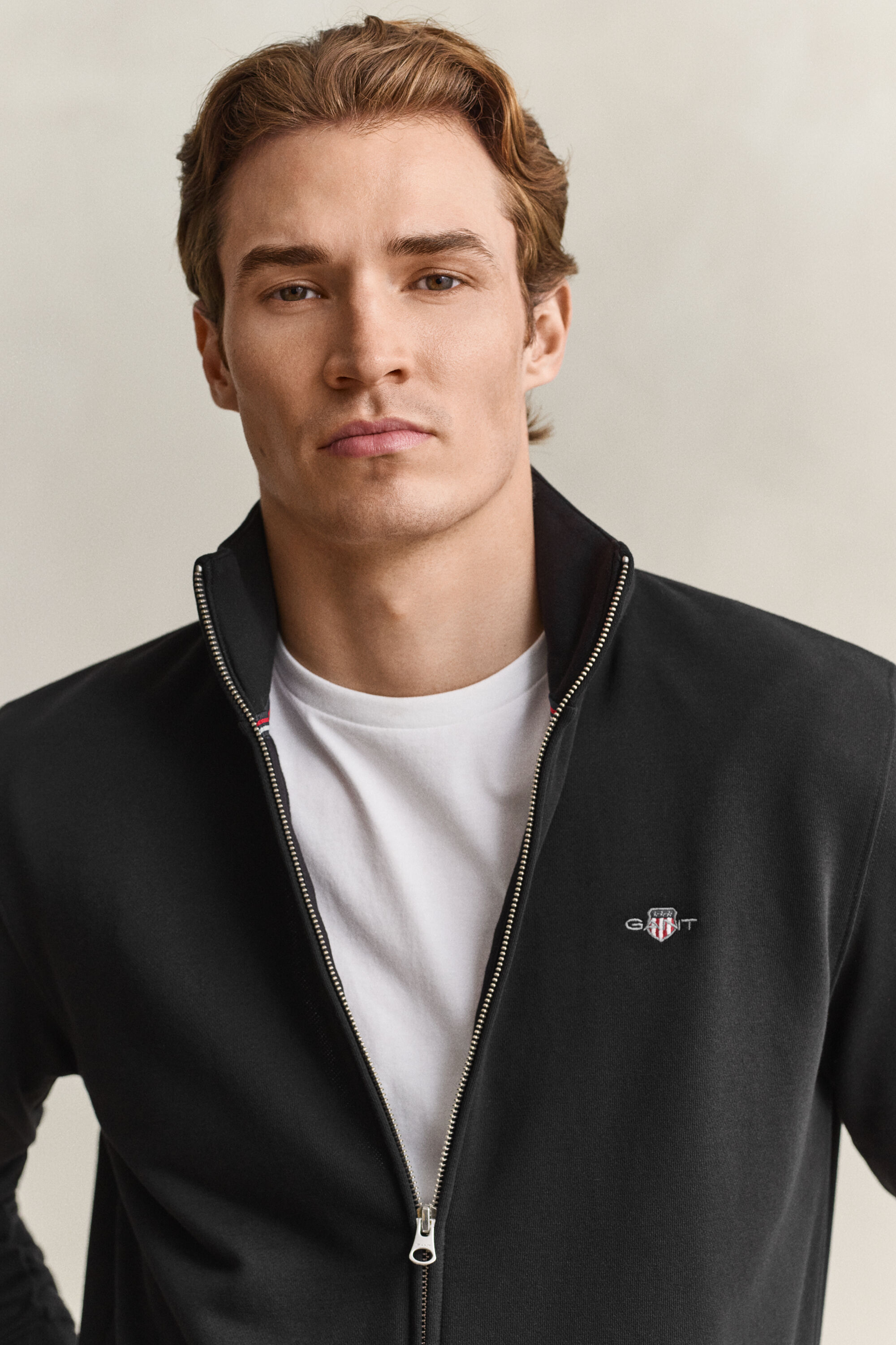 Shield Zip Sweatshirt — BLACK