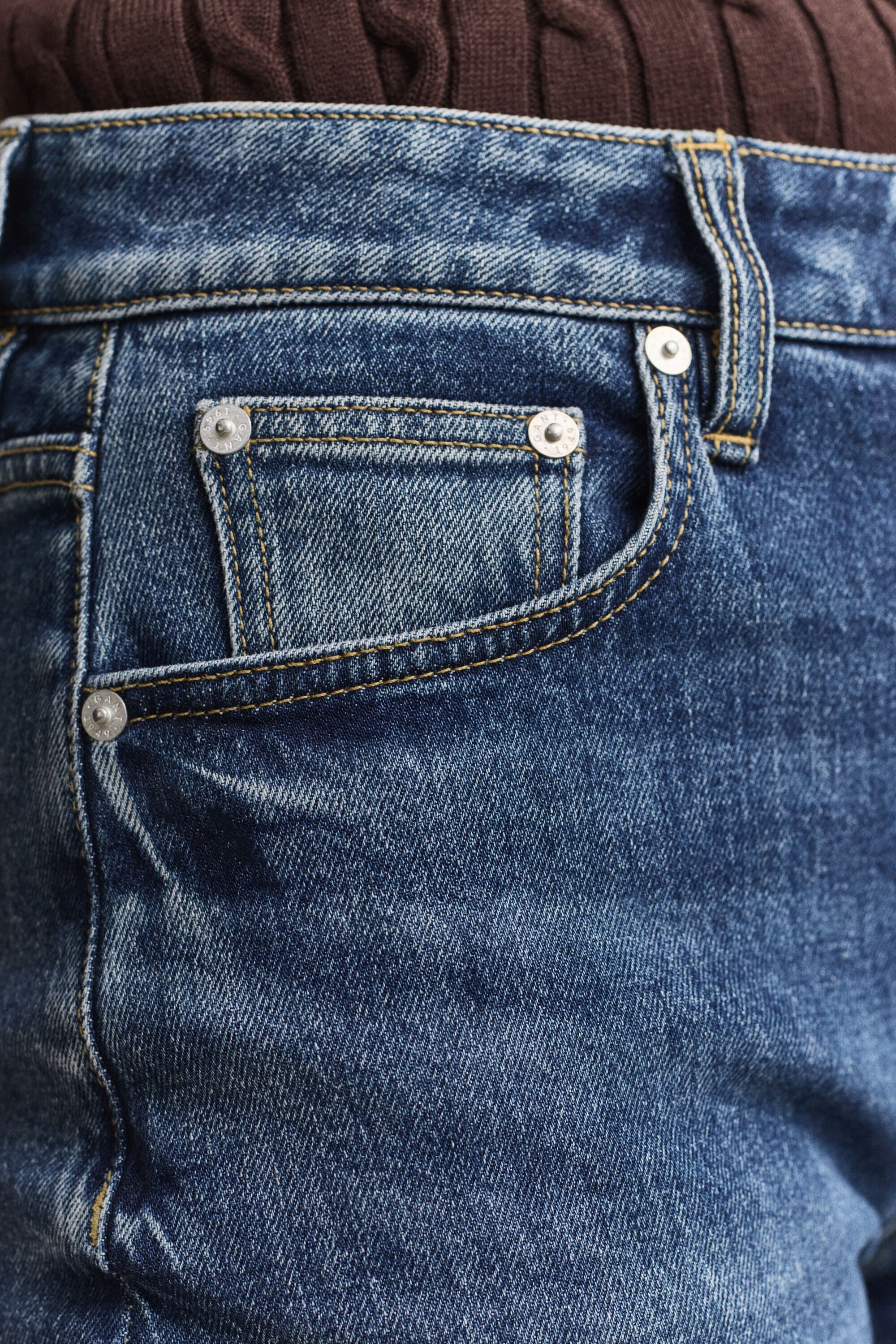 Cropped Straight Leg Stretch Jeans