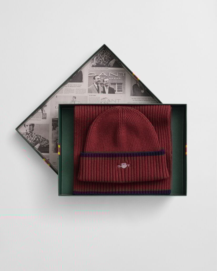 Essential Beanie & Scarf Gift Set