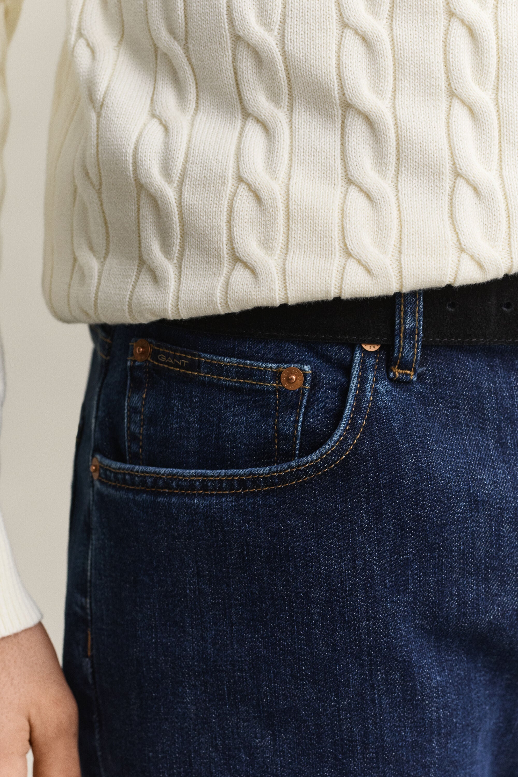 Regular Clean Wash Jeans