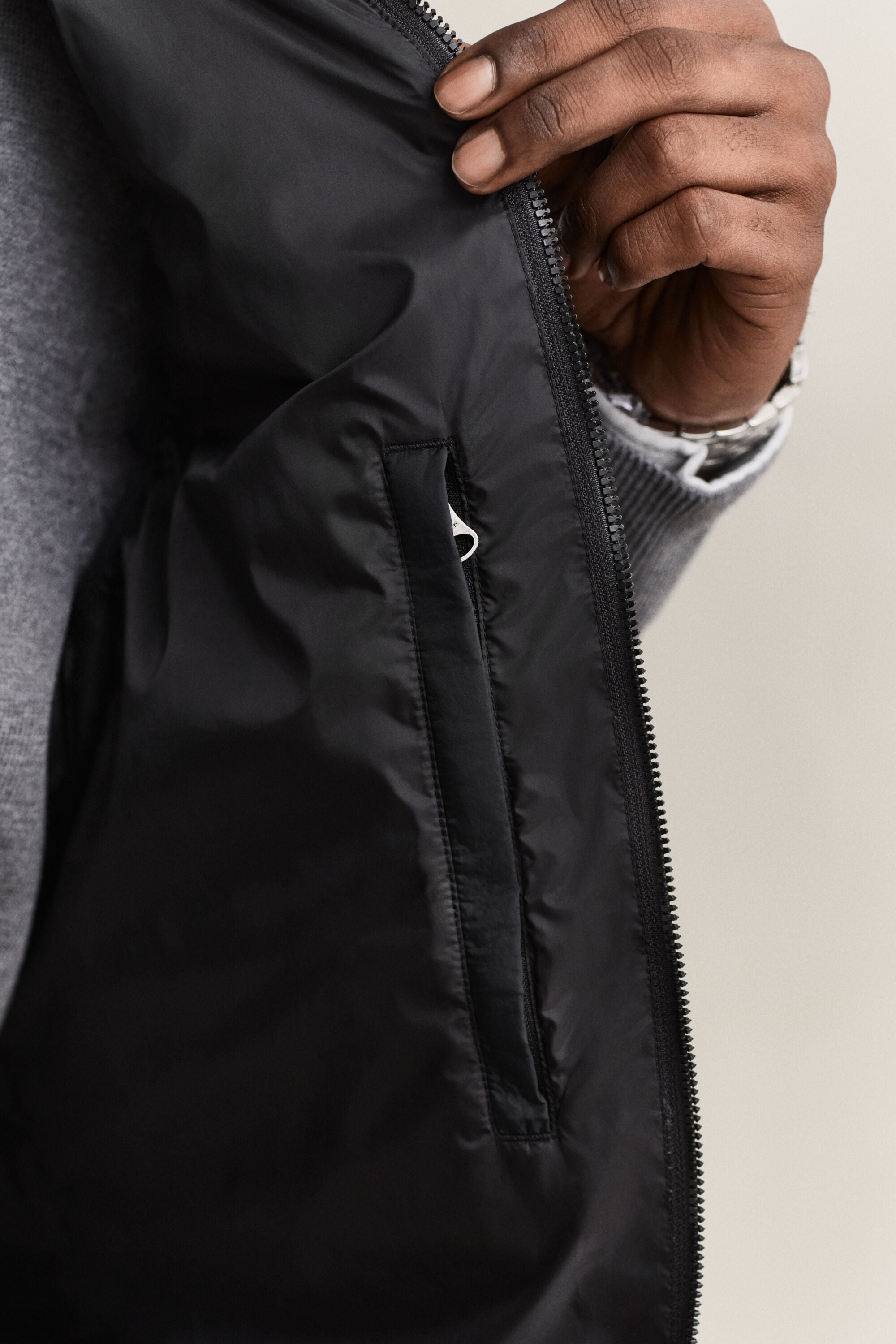 Light Down Vest
