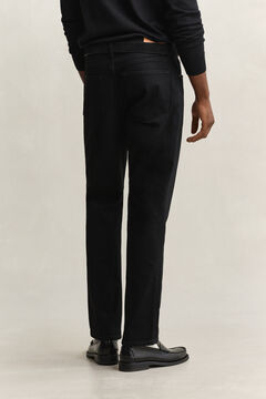 Regular Clean Wash Jeans — BLACK 2