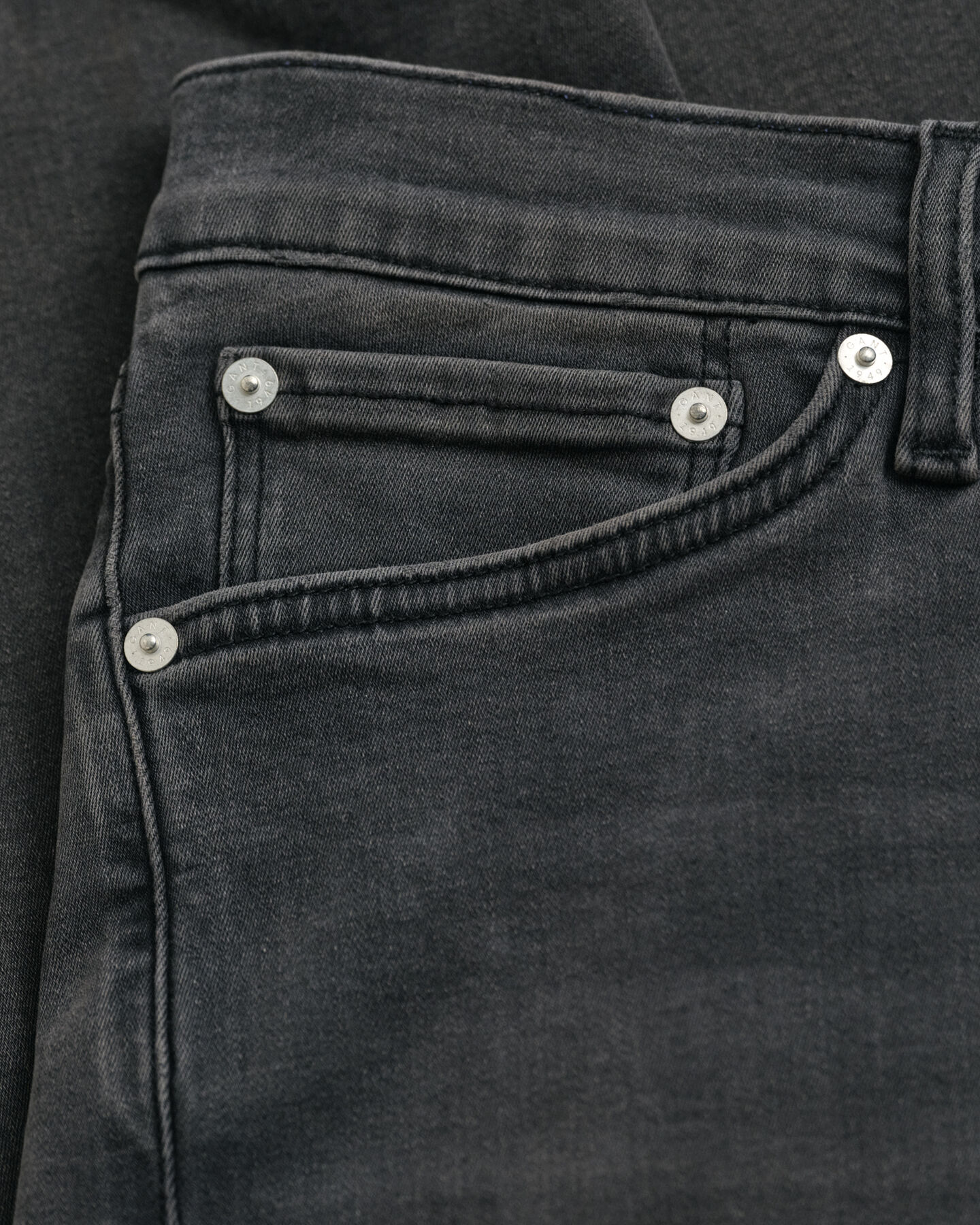 Extra Slim Fit Active Recover Black Jeans