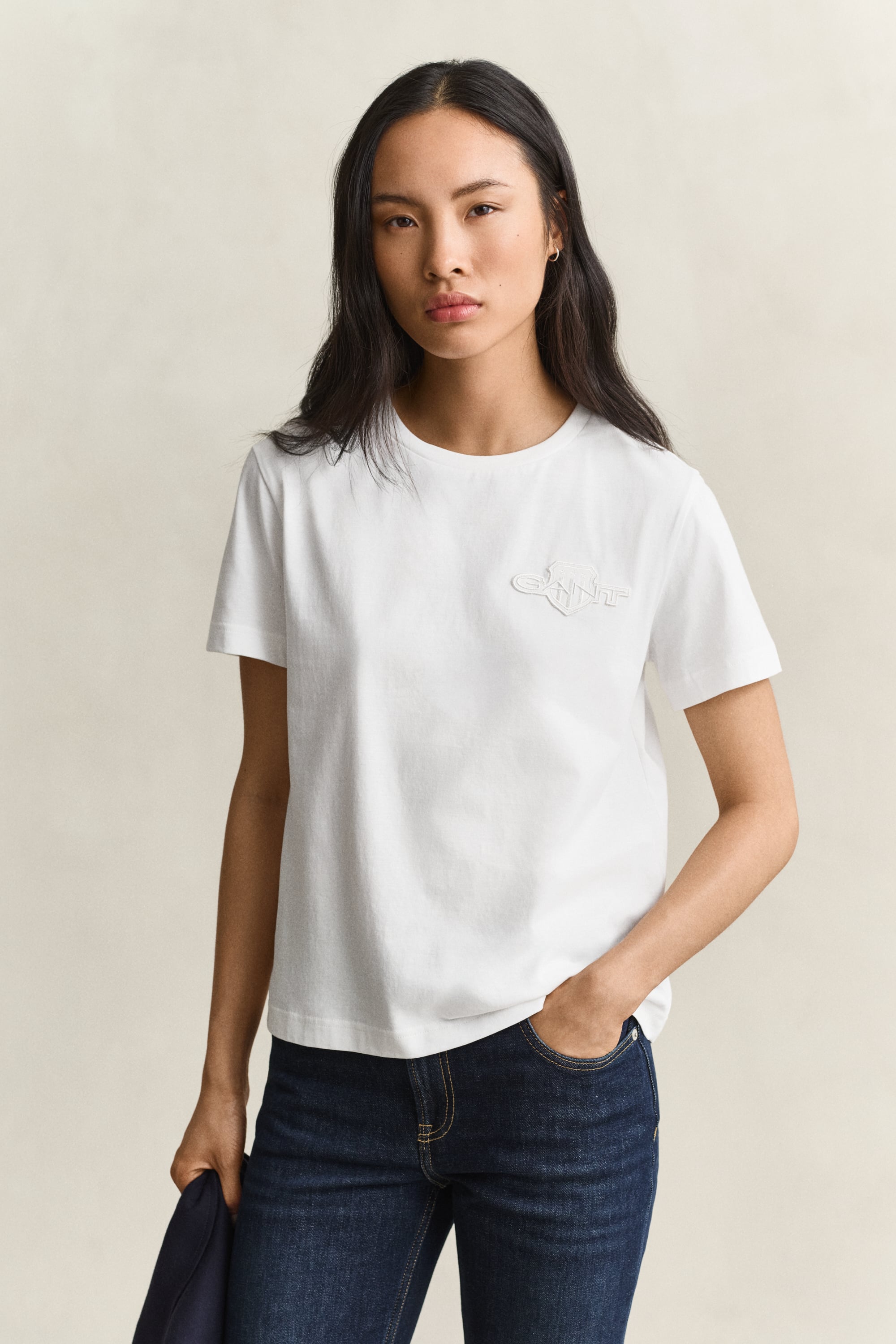 Gant Tonal Shield T-shirt In White