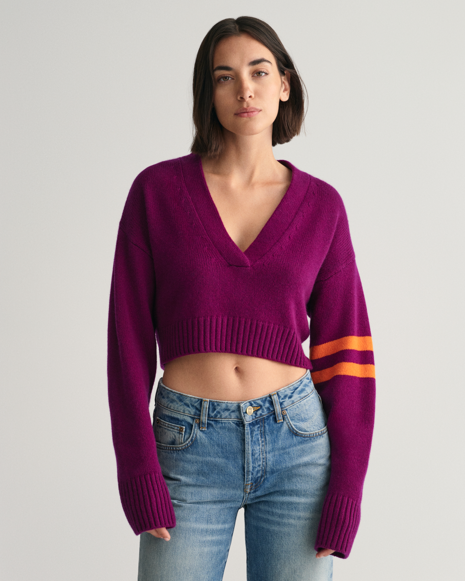 GANT Women Cropped Cashmere V-Neck Sweater ,