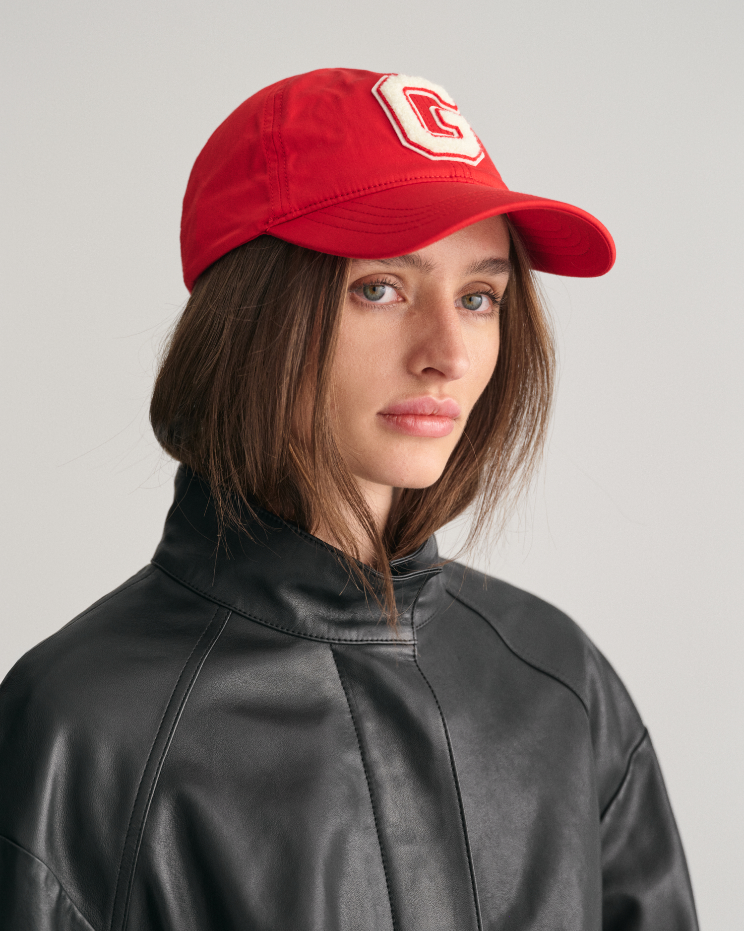 G Badge Satin Cap - GANT