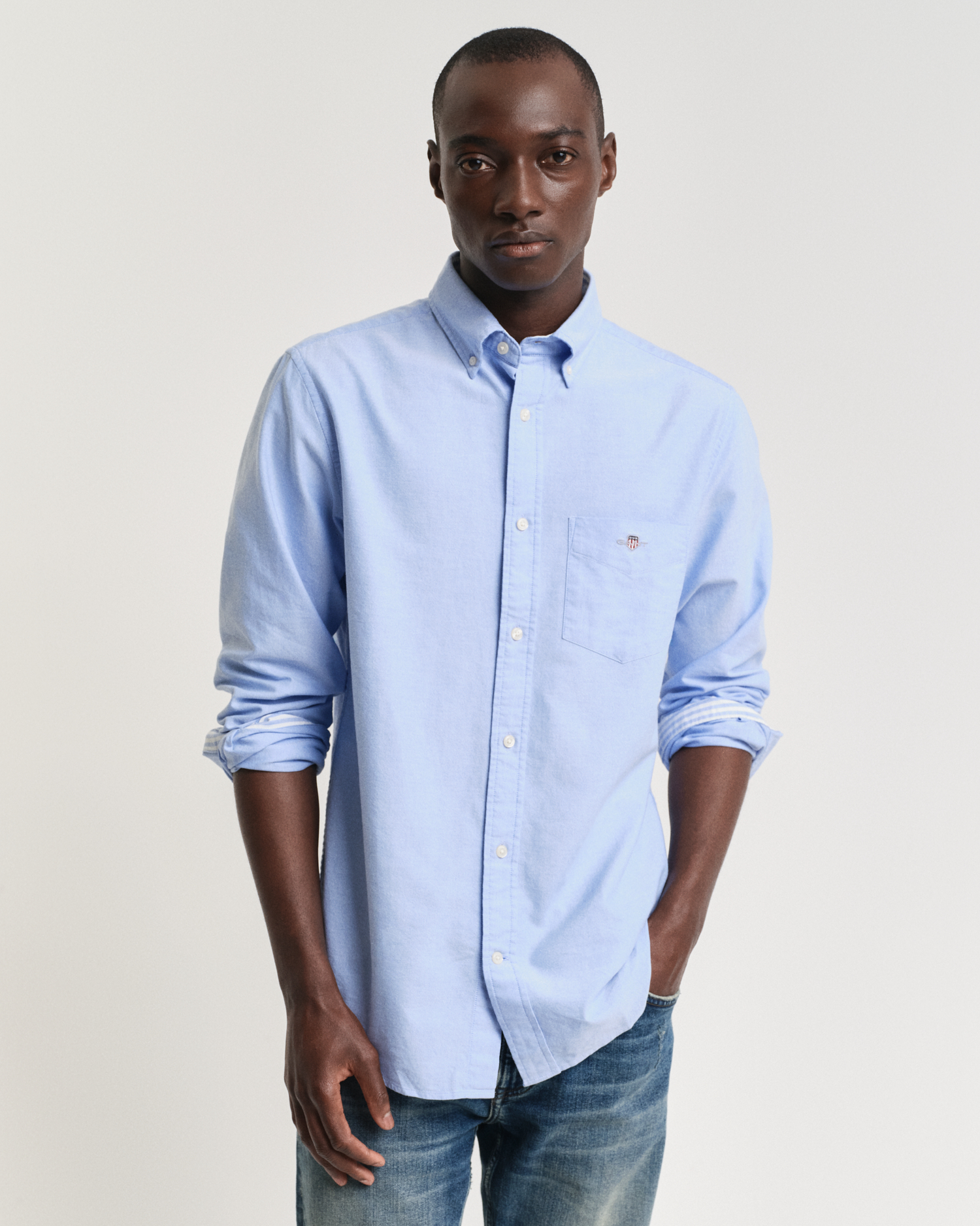 Seasonal Essential Regular Fit Archive Shield Oxford Shirt - GANT